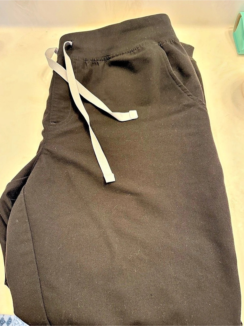 FIGS Zamora Jogger Scrub Pants Black